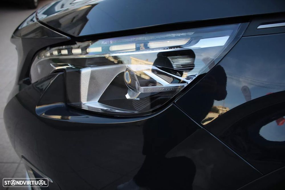 Peugeot 3008 1.2 PureTech Allure EAT8 - 5