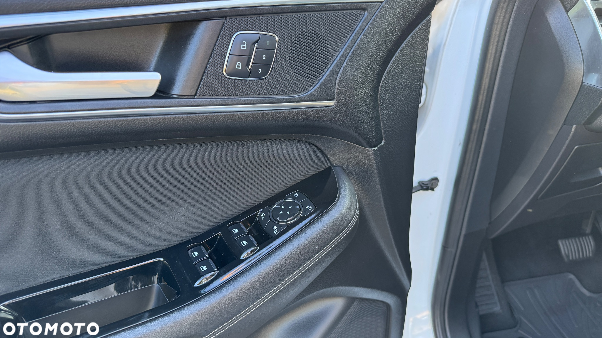 Ford Galaxy 2.0 TDCi Titanium PowerShift - 17
