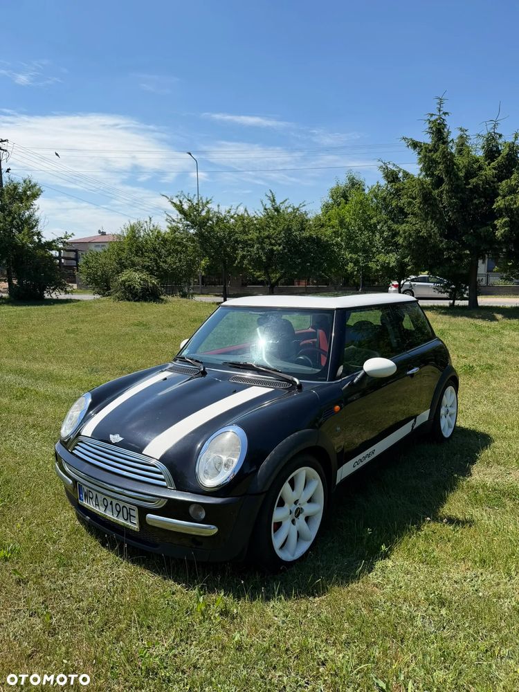MINI Cooper Standard - 3