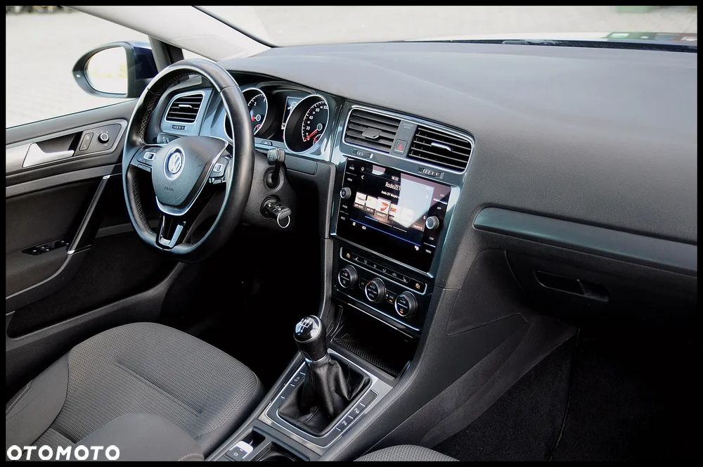 Volkswagen Golf 1.6 TDI SCR Comfortline - 28