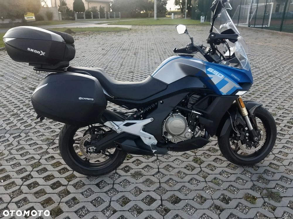 CFMoto 650 MT - 8