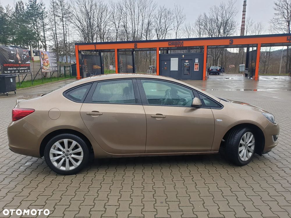 Opel Astra 1.6 automatik Active - 10