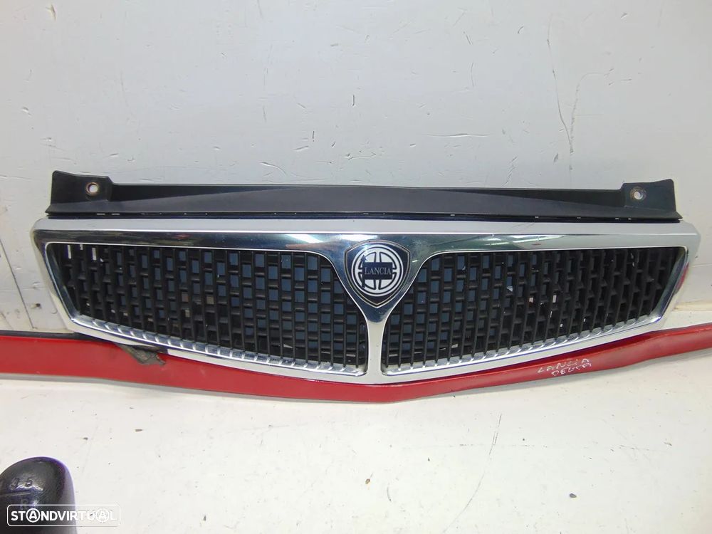 Lancia Delta grelha/Friso - 5