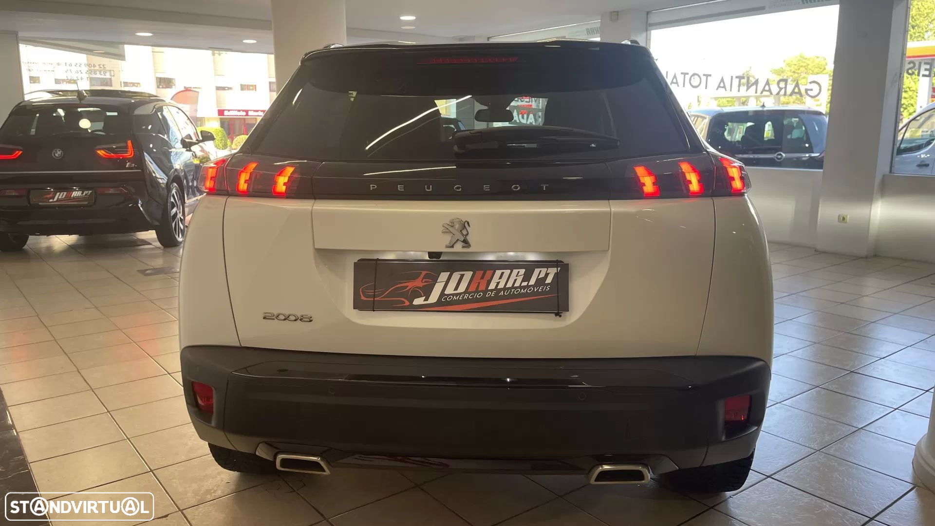 Peugeot 2008 1.2 PureTech Allure EAT8 - 8