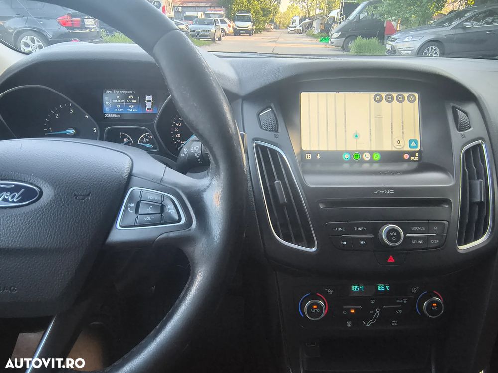 Ford Focus 1.5 EcoBlue Titanium Business - 11
