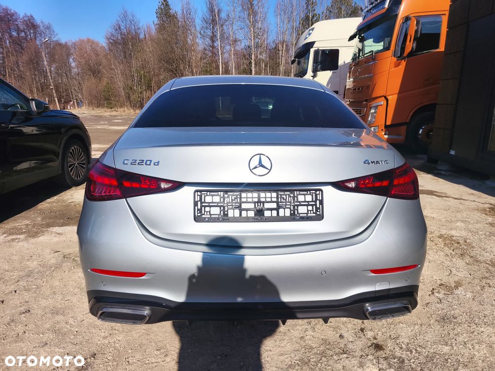 Mercedes-Benz Klasa C 220 d 4MATIC 9G-TRONIC - 4