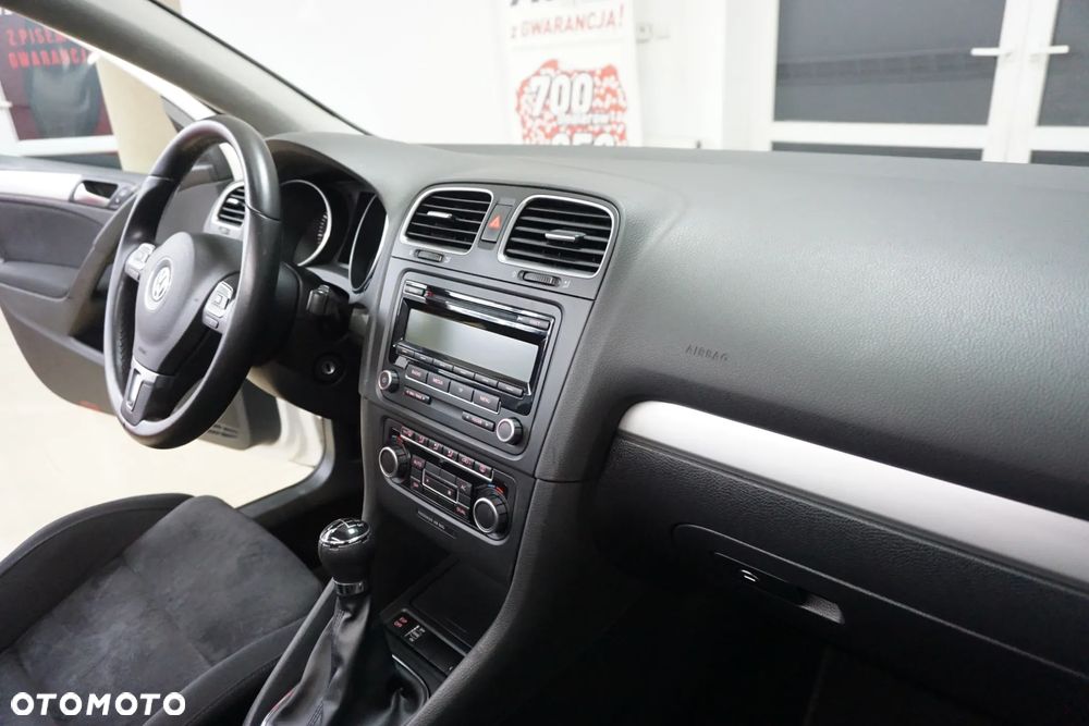 Volkswagen Golf 1.6 Highline - 21