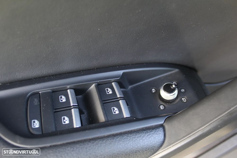 Audi Q5 2.0 TDI quattro Design S-tronic - 10