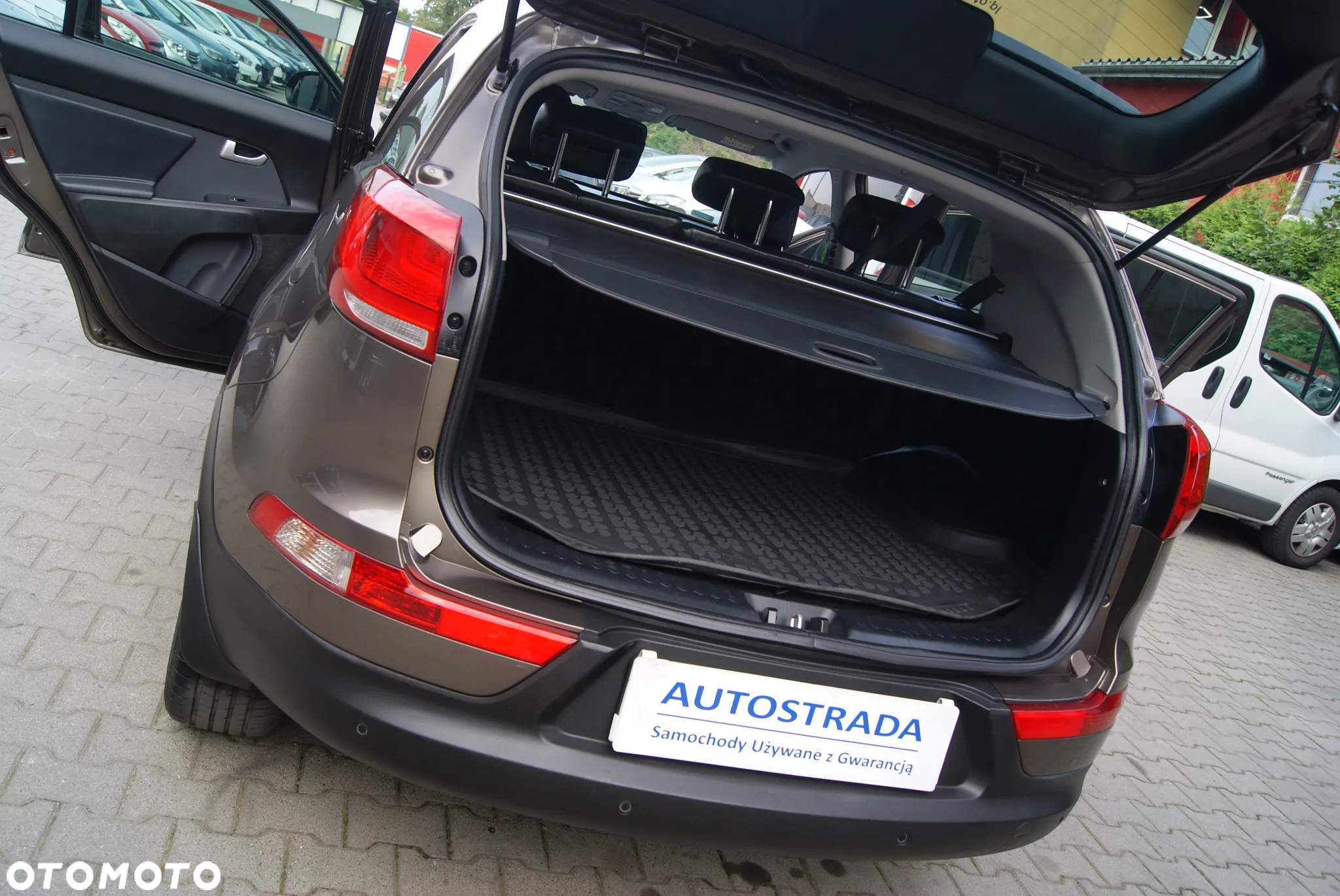 Kia Sportage 1.7 CRDI XL 2WD - 9