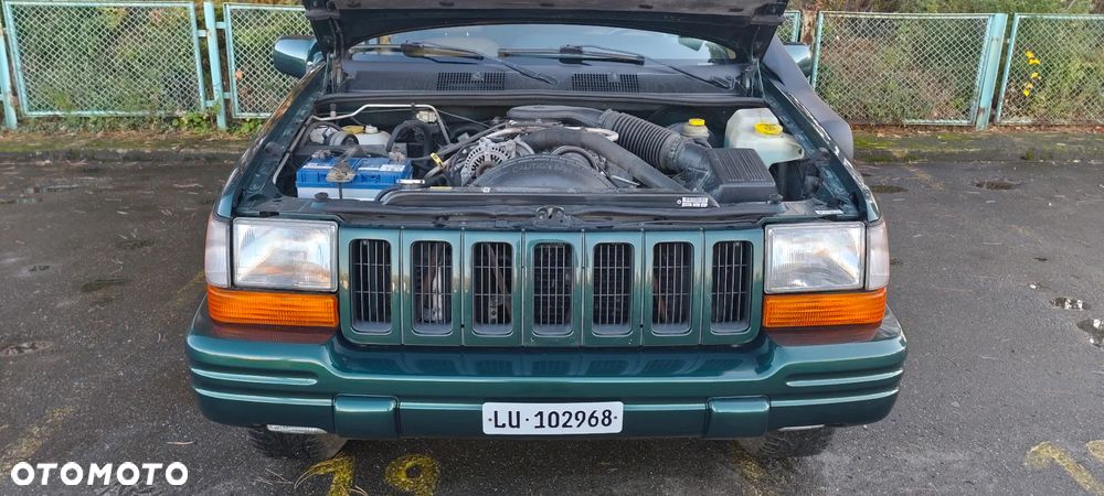 Jeep Grand Cherokee - 8