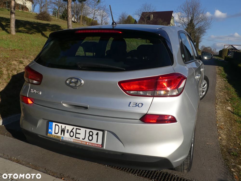 Hyundai i30 1.4 Comfort - 14