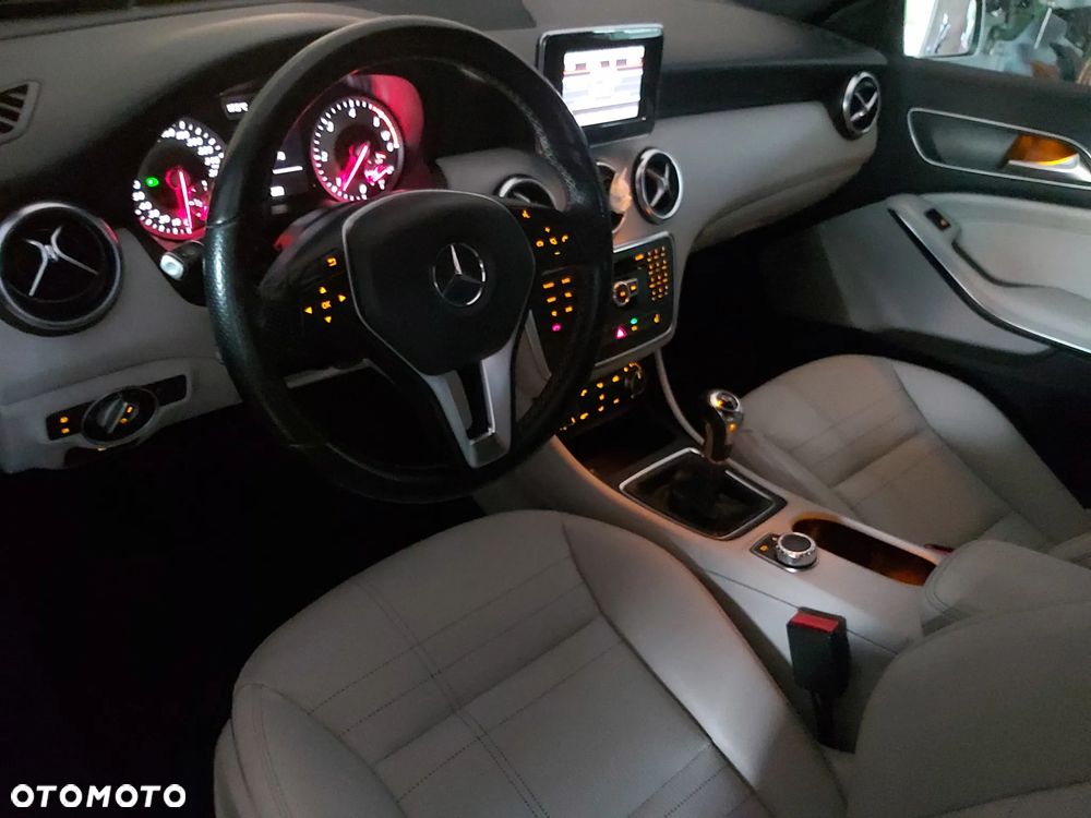 Mercedes-Benz Klasa A 180 CDI - 12