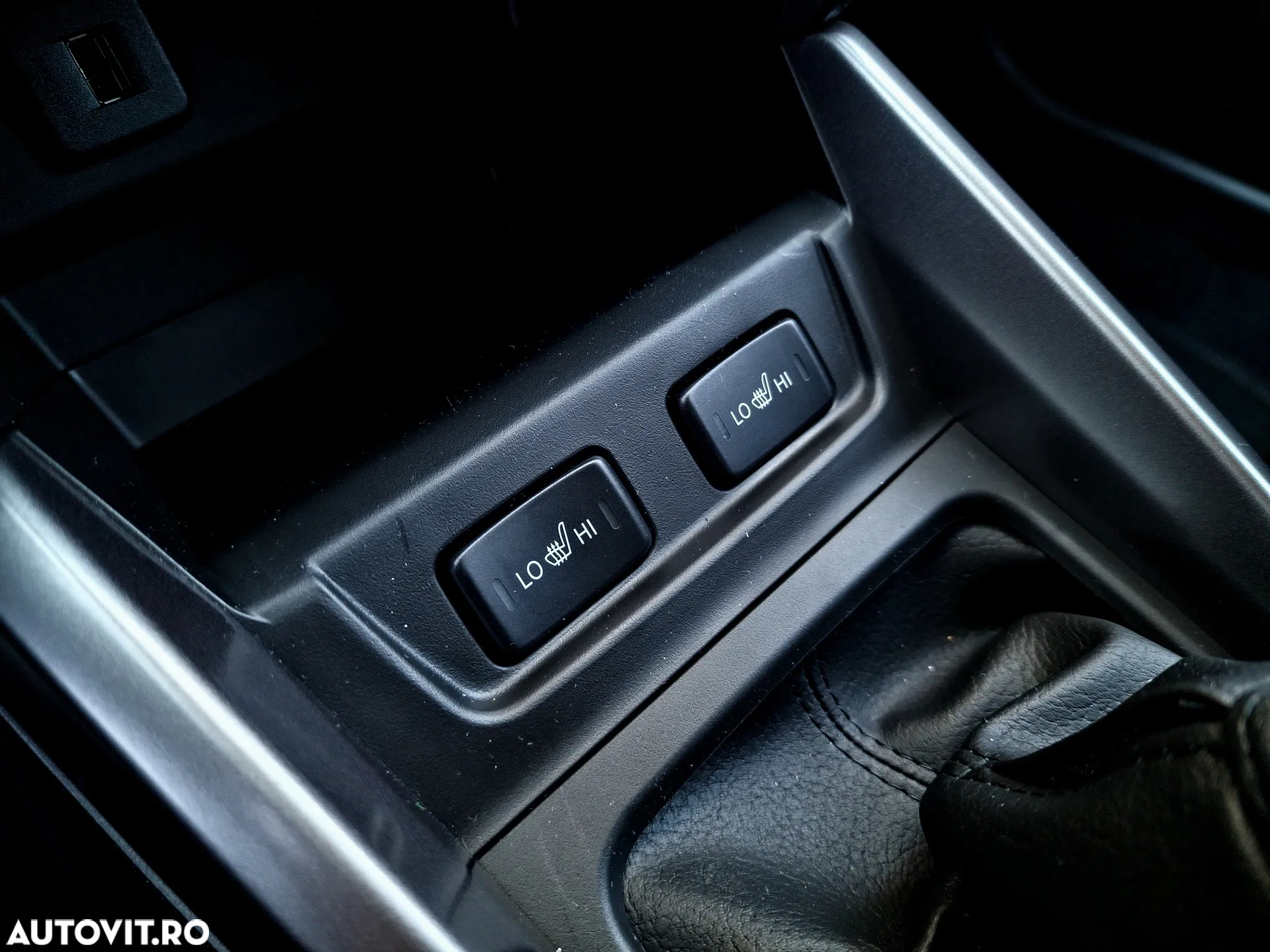 Suzuki Vitara 1.4 Boosterjet MHEV Luxus - 13