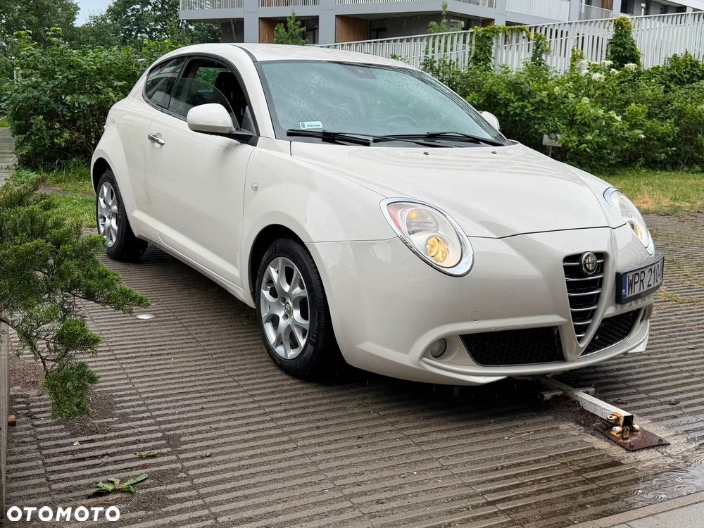 Alfa Romeo Mito 1.4 MultiAir Distinctive - 16