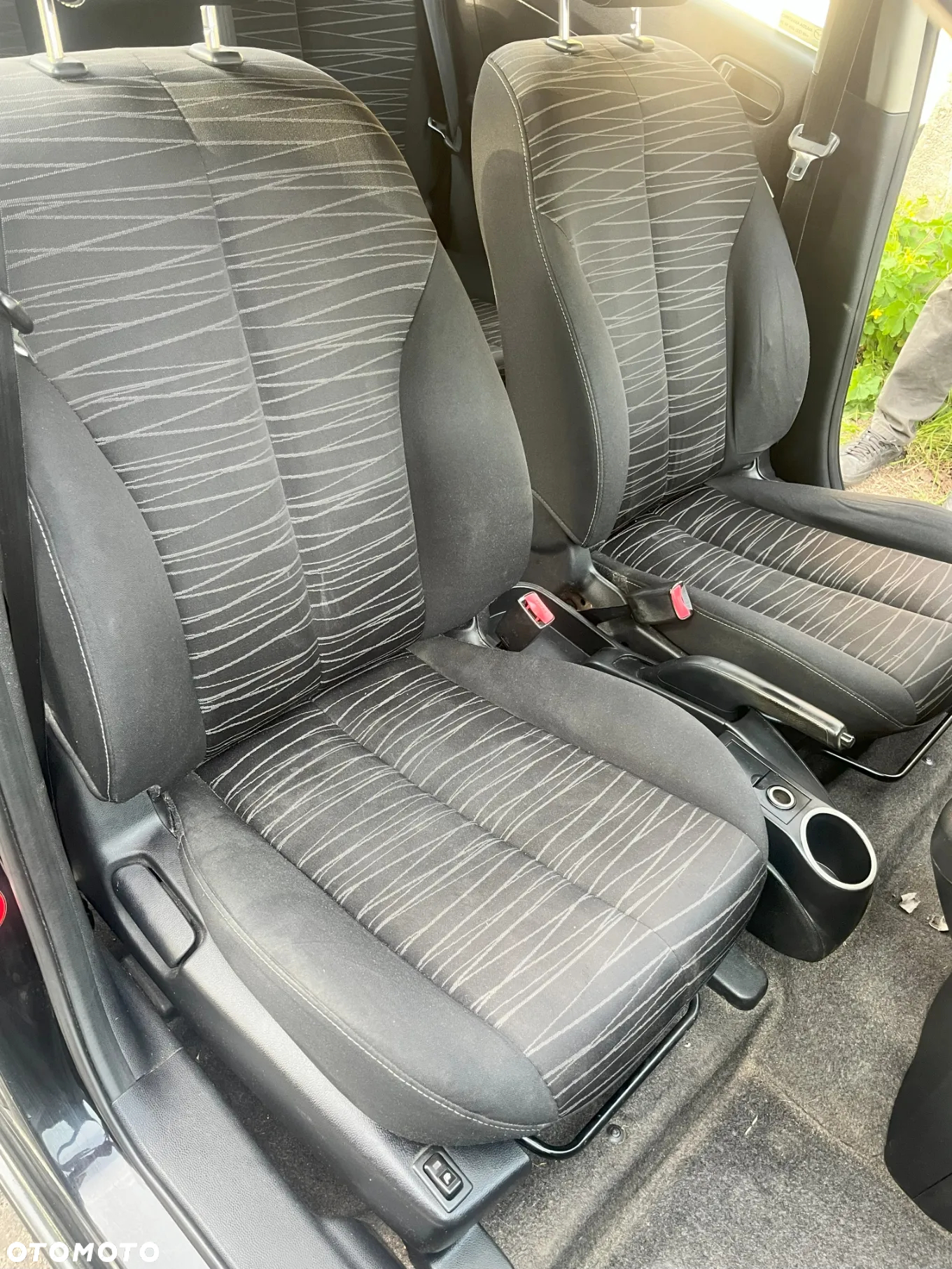 Mazda 2 - 15