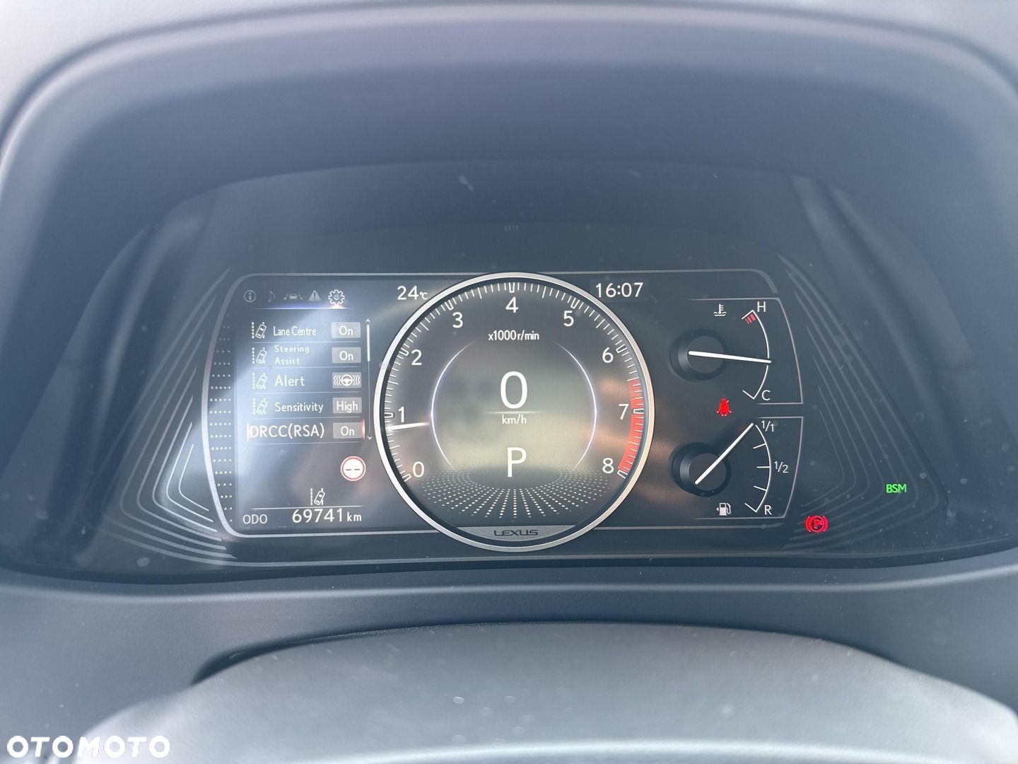 Lexus UX 200 GPF F Impression 2WD - 21