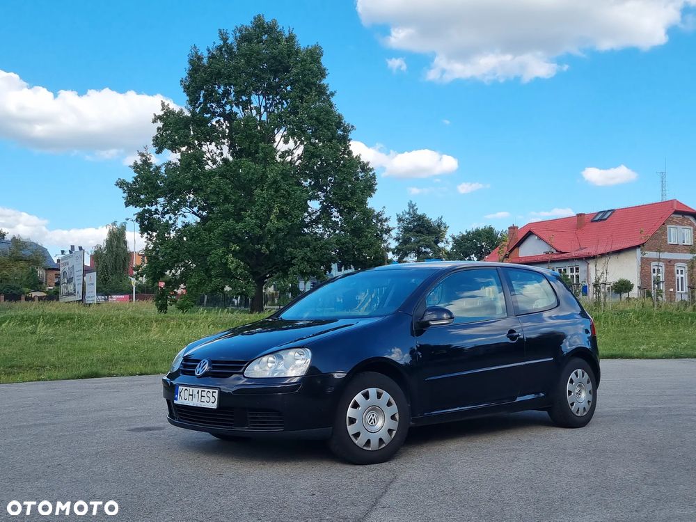 Volkswagen Golf V 1.9 TDI Comfortline - 1