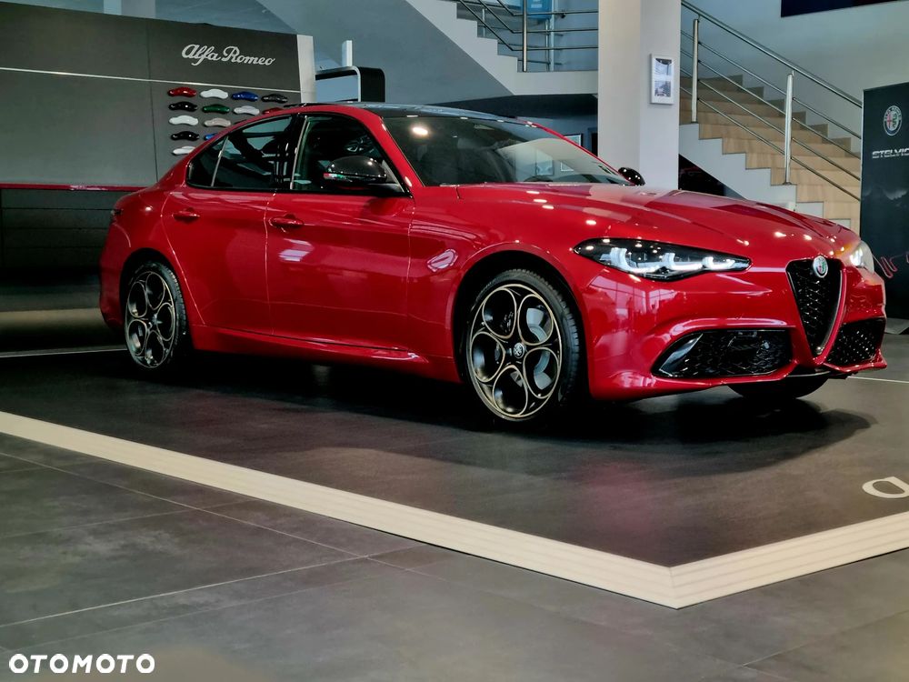 Alfa Romeo Giulia 2.0 Turbo Intensa Q4 - 2