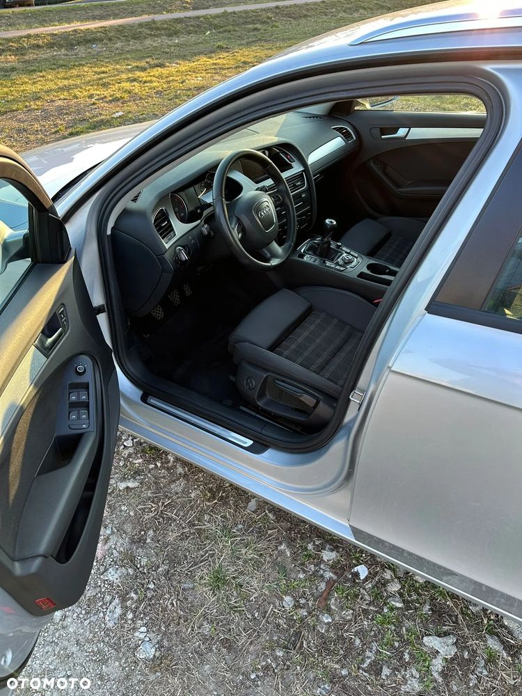 Audi A4 Avant 2.0 TDI DPF S line Sportpaket - 5