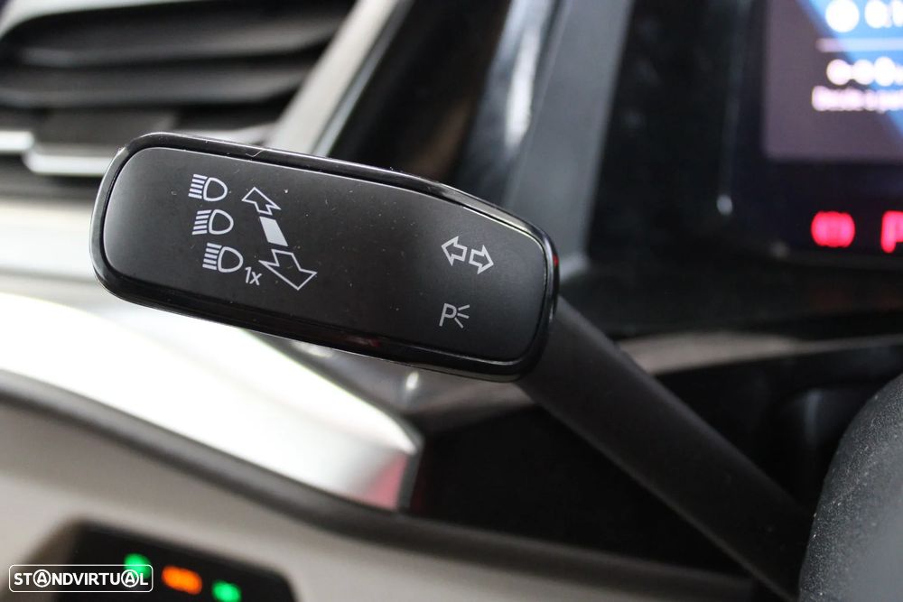 VW Multivan 2.0 TDI Life DSG - 16