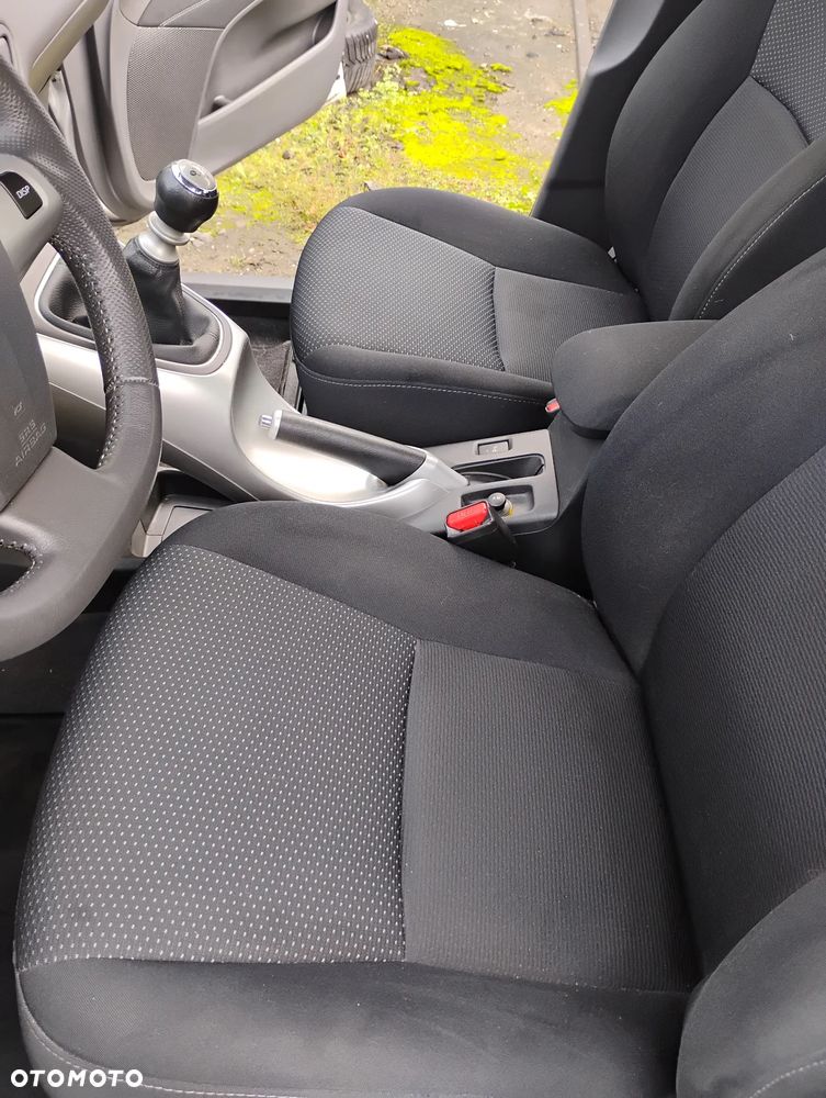 Toyota Auris 1.6 Life - 12