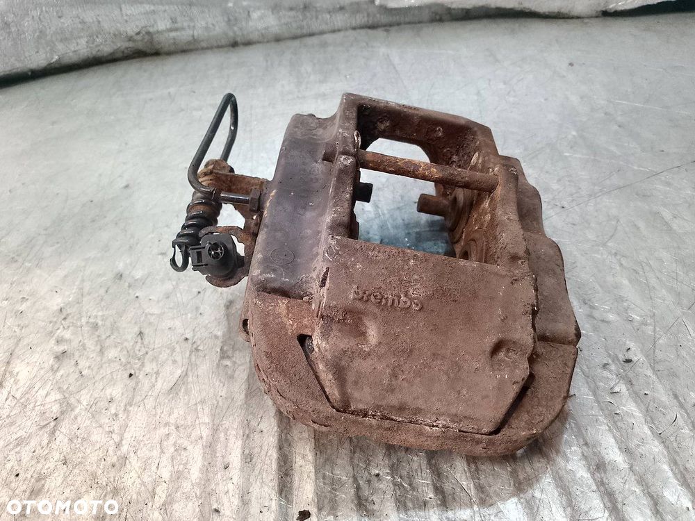 ZACISK HAMULCOWY LEWY TYŁ PORSCHE CAYENNE 3.2 V6 - 2