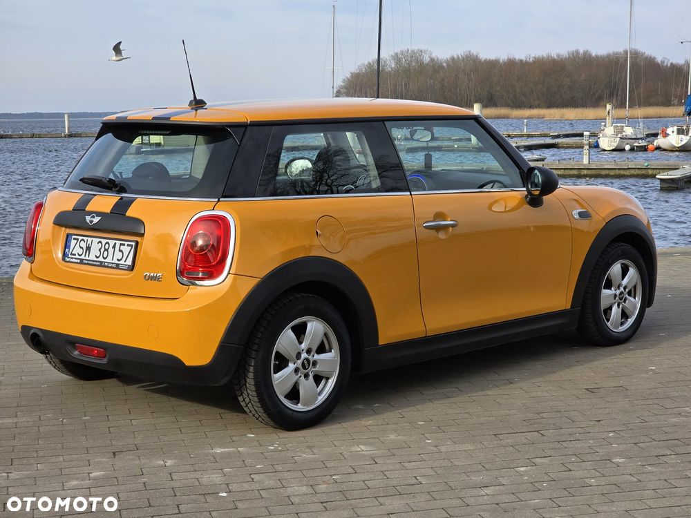 MINI ONE - 6