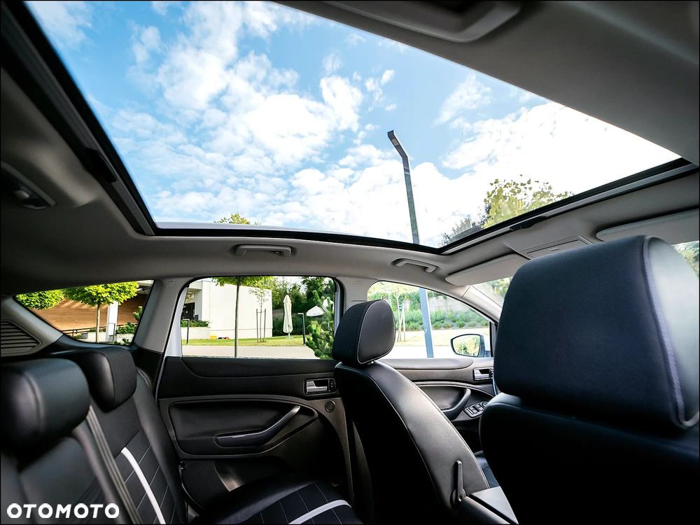 Ford Kuga - 35