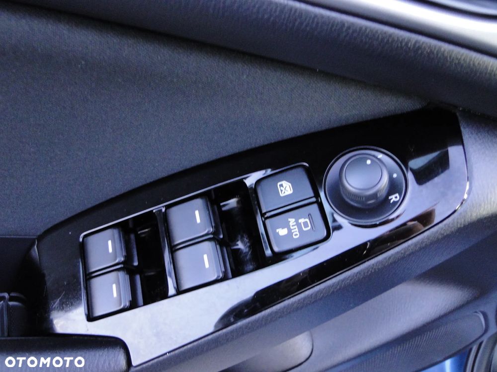 Mazda 3 SKYACTIV-G 120 Exclusive-Line - 17