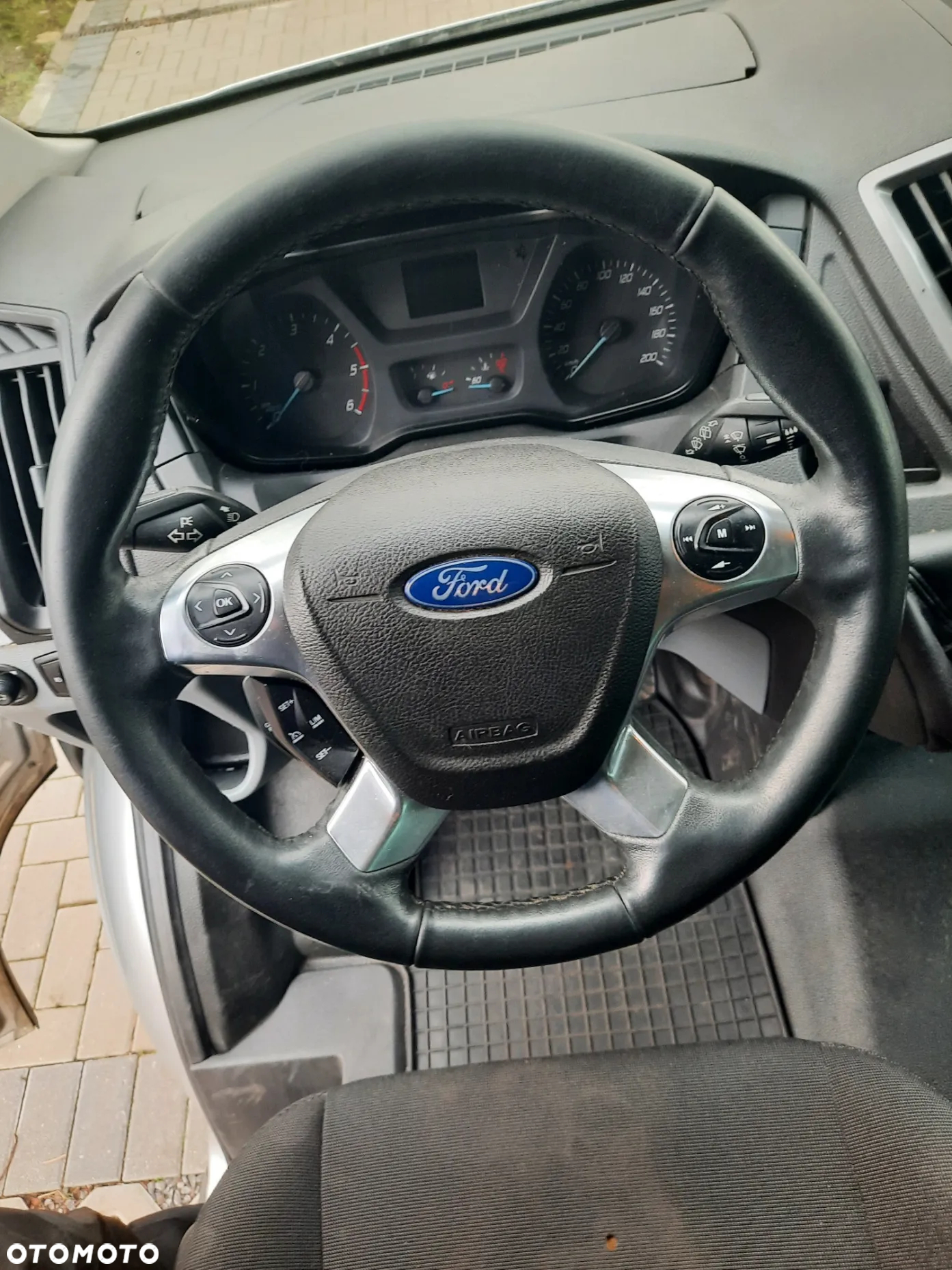 Ford Transit - 29