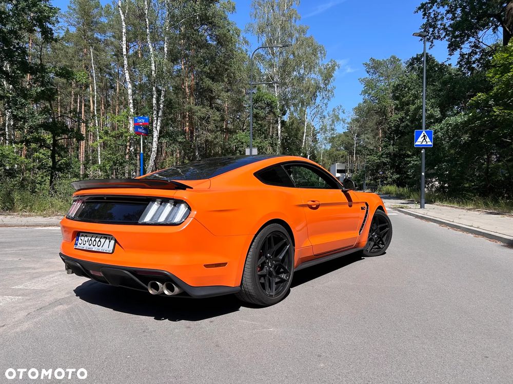 Ford Mustang 5.0 V8 GT - 7