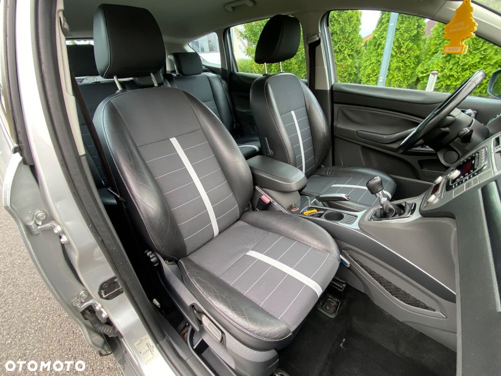 Ford Kuga 2.0 TDCi 4x4 Titanium - 10