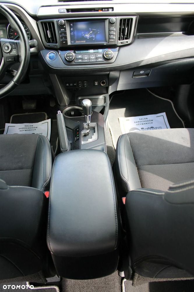 Toyota RAV4 - 21