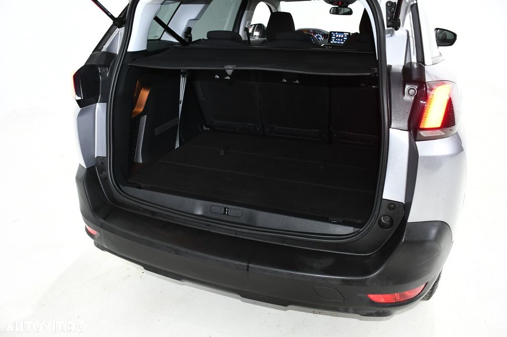 Peugeot 5008 1.2 Puretech Turbo s&s Active - 31