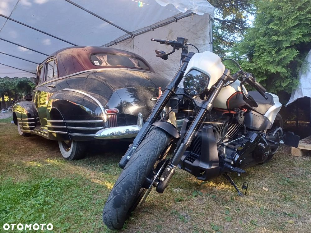 Harley-Davidson Softail FXDR - 2