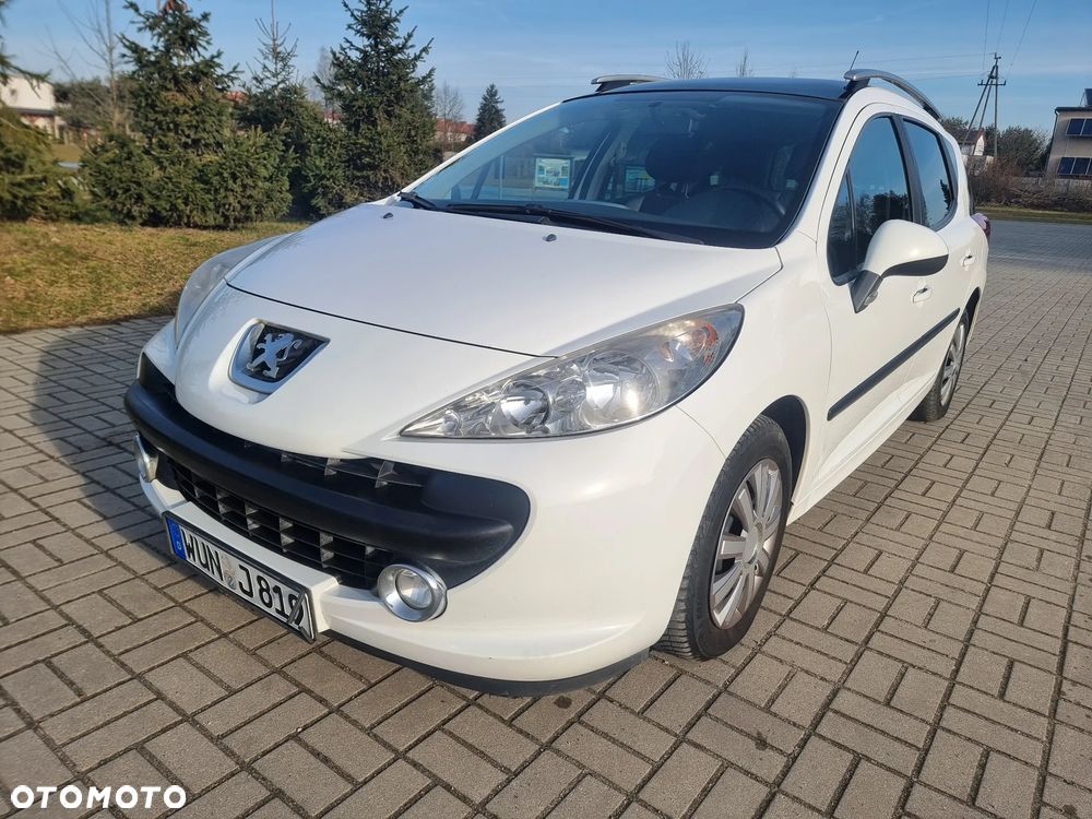 Peugeot 207 1.4 16V Presence - 1