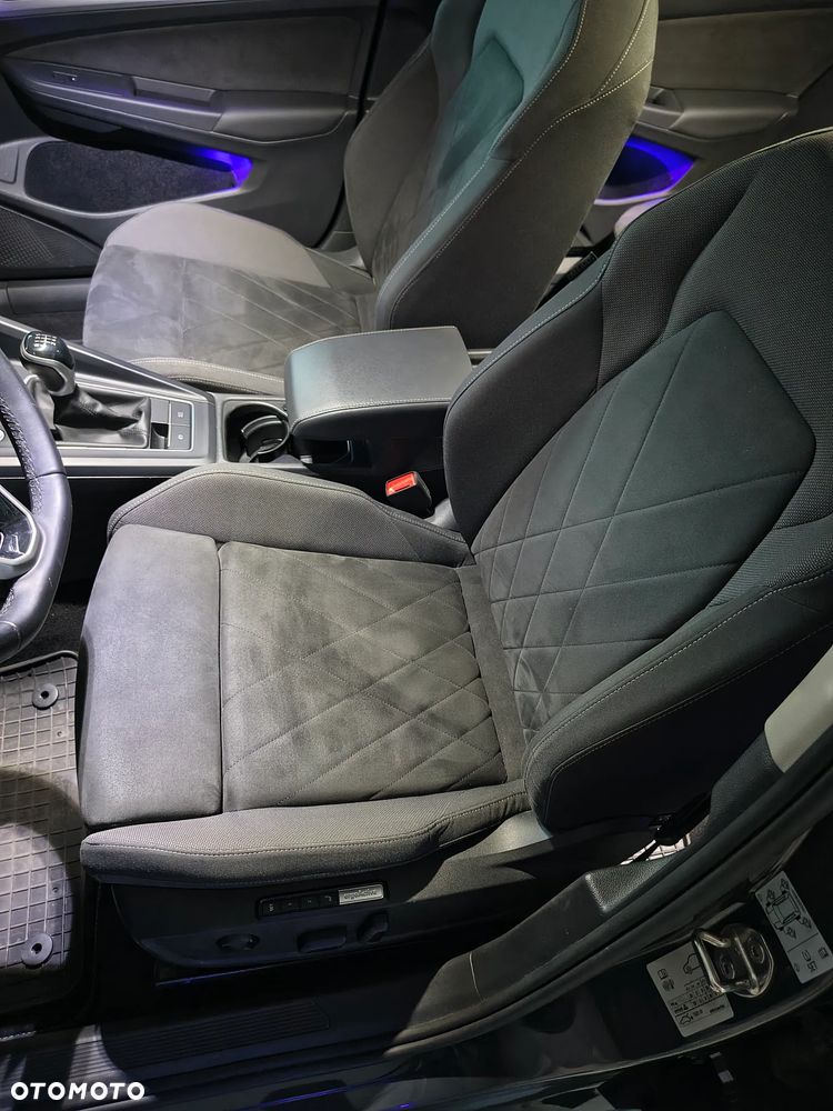 Volkswagen Golf 2.0 TDI - 11