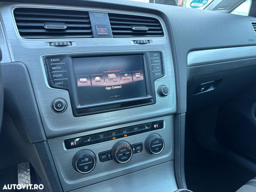 Volkswagen Golf 1.4 TSI (BlueMotion Technology) Comfortline - 23