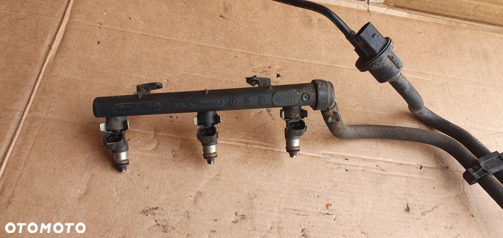 Listwa wtryskowa wtryski VW UP 1.0 MPI 04C133313N 04C133317J 04C906031D - 5