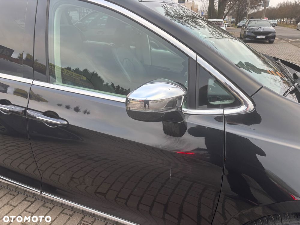 Chrysler Pacifica - 8