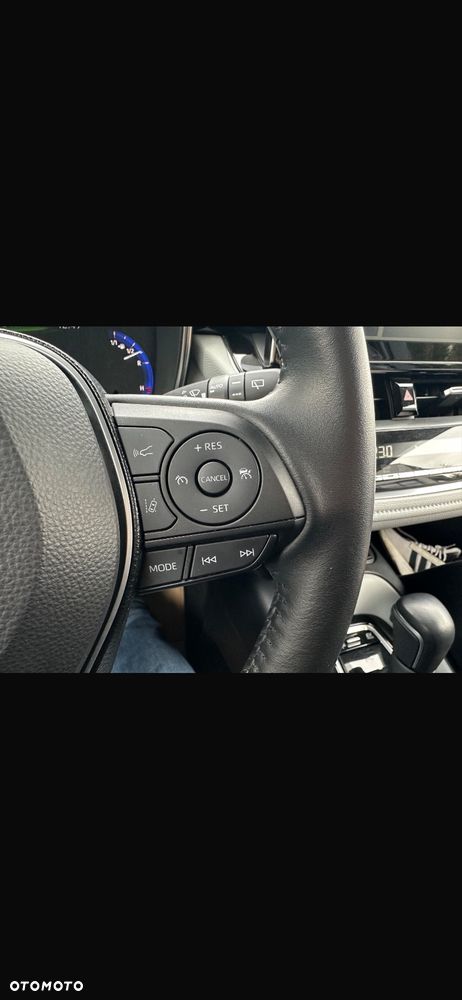Toyota Corolla 1.8 Hybrid Comfort - 10