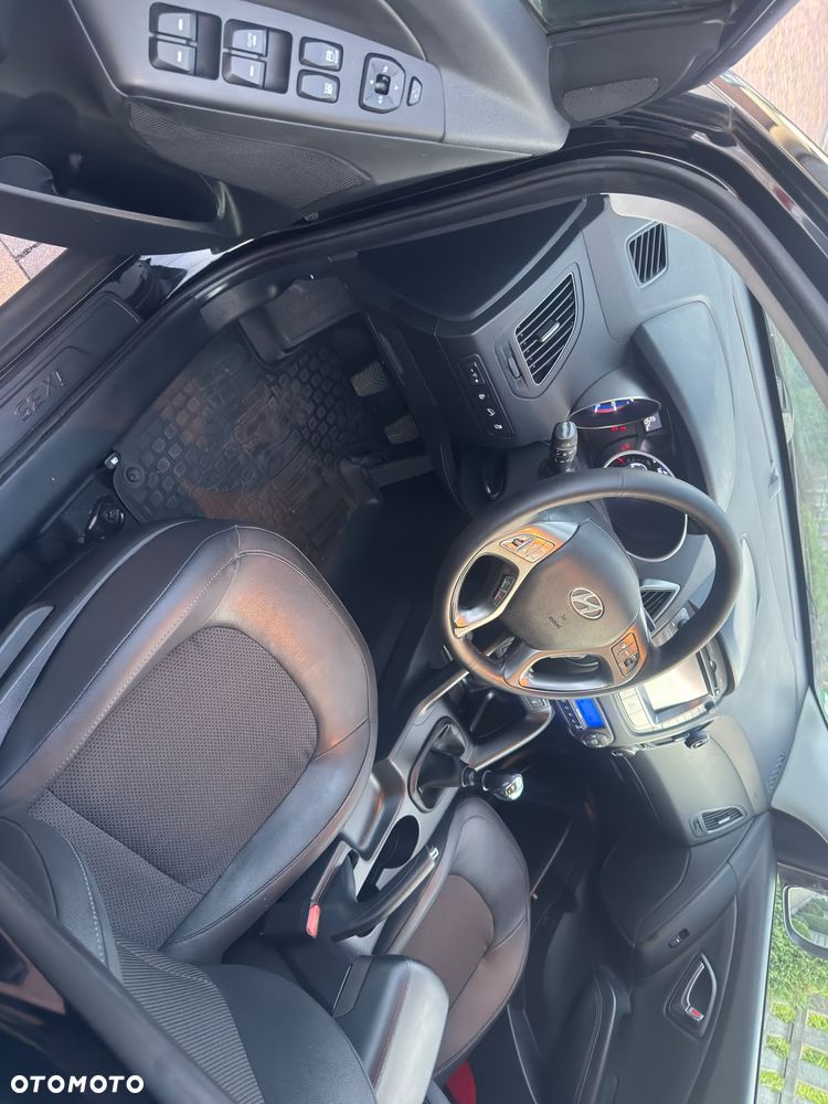 Hyundai ix35 2.0 GDI Premium 2WD - 12
