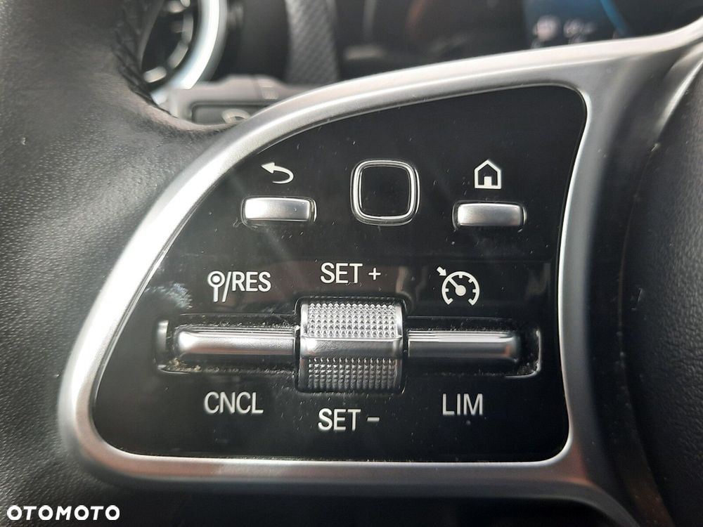 Mercedes-Benz CLA 250 Progressive 7G-DCT - 28