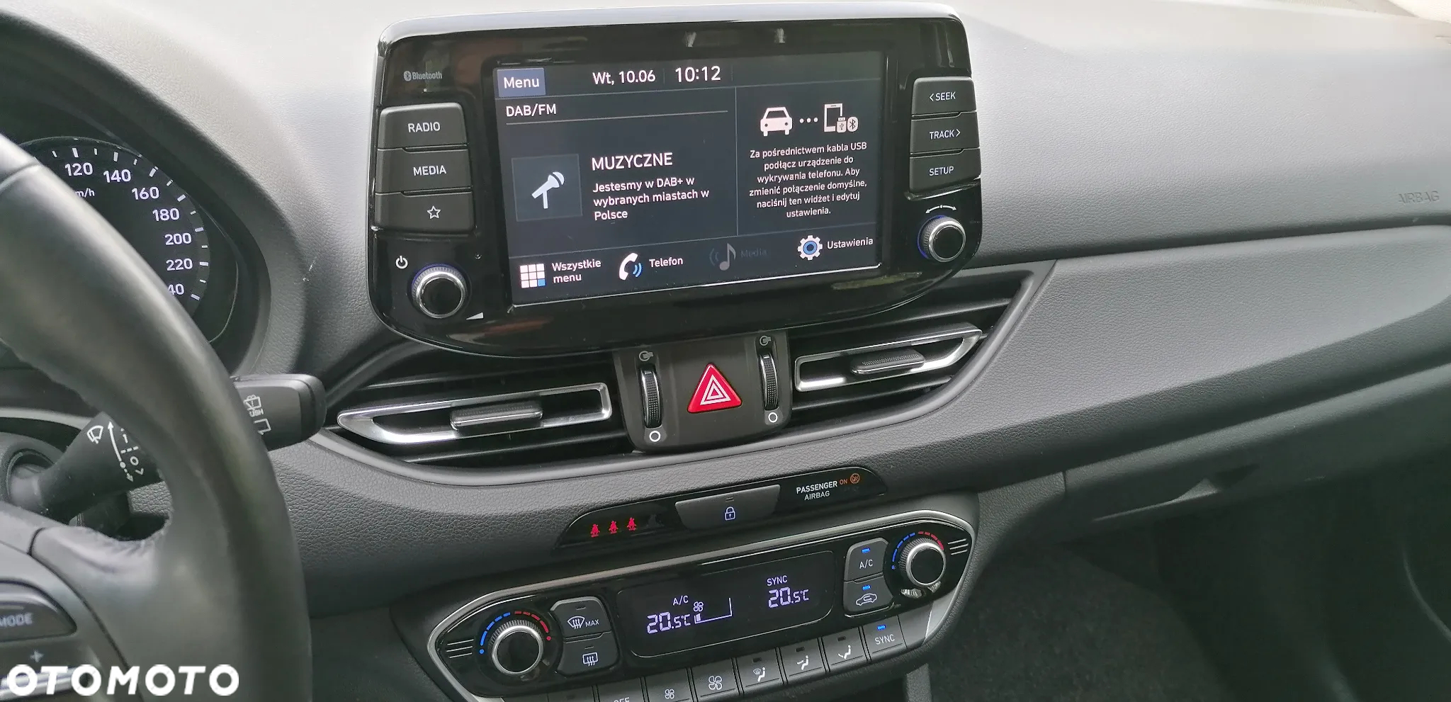 Hyundai i30 1.6 D Comfort - 23