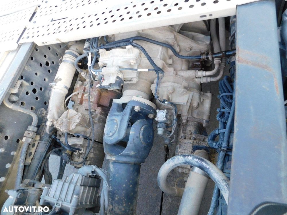 Mercedes-Benz Arocs - 8