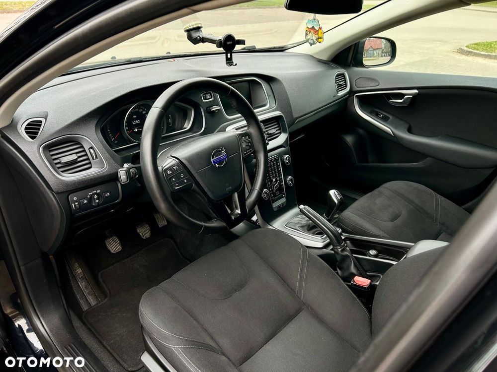 Volvo V40 D4 You - 13