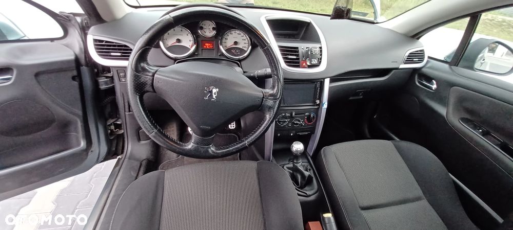 Peugeot 207 CC - 6
