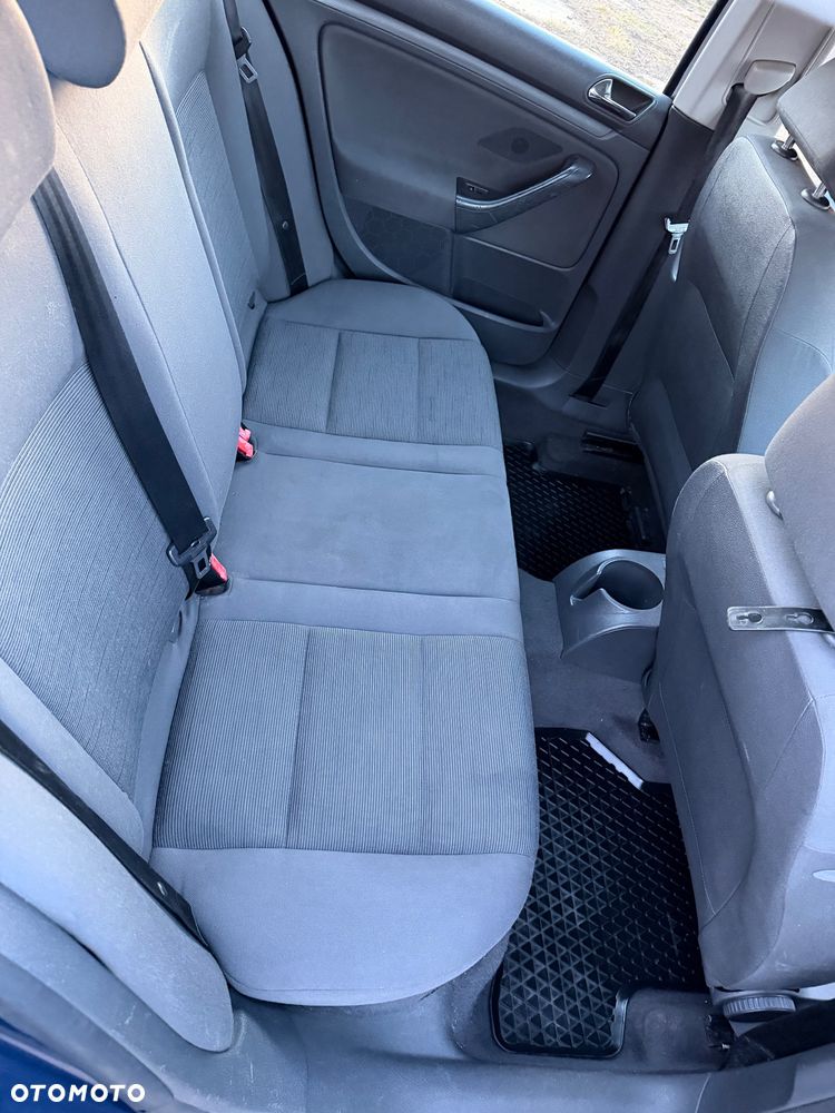 Volkswagen Golf 1.9 TDI Trendline - 8