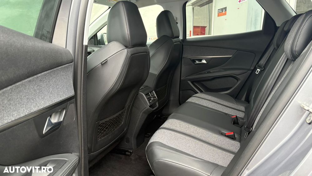 Peugeot 3008 - 24