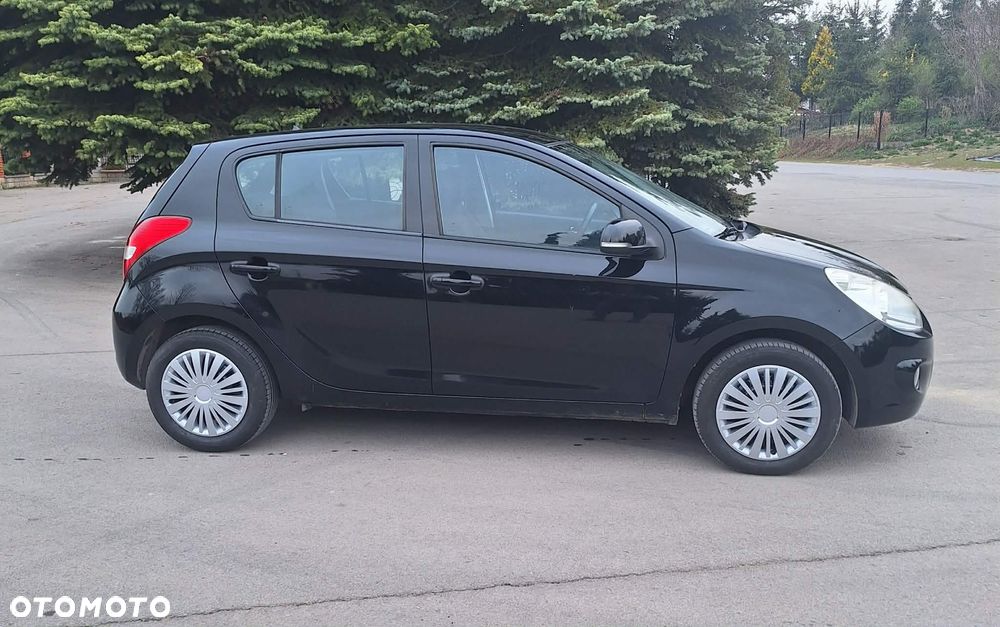 Hyundai i20 1.4 CRDi Style EU5 - 6